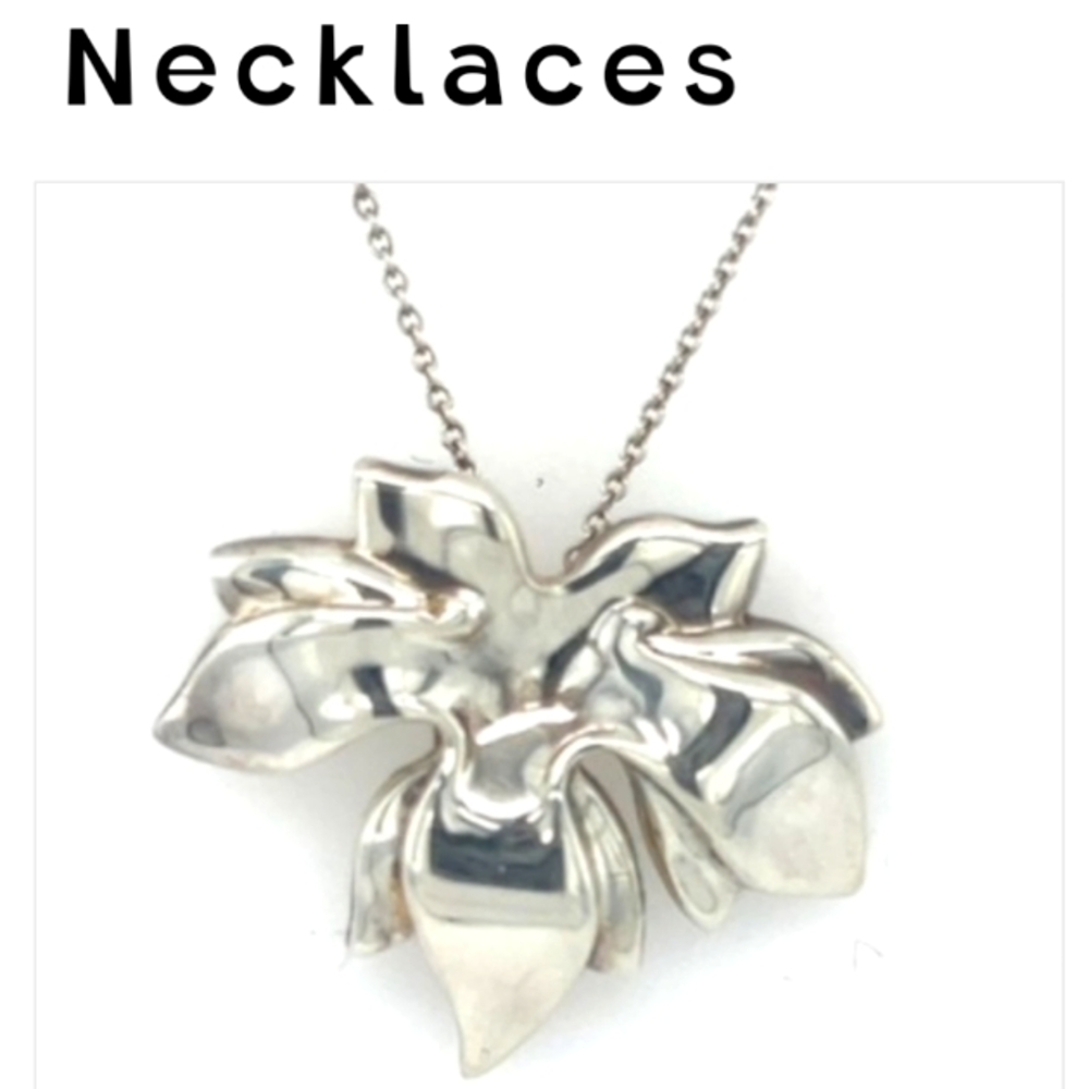 Tiffany & Co. Maple Leaf Pendant 1985 Sterling Silver Necklace